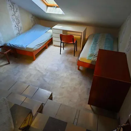 Centrum Panzio Vip Bed and Breakfast *