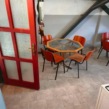 Centrum Panzio Vip Bed and Breakfast *
